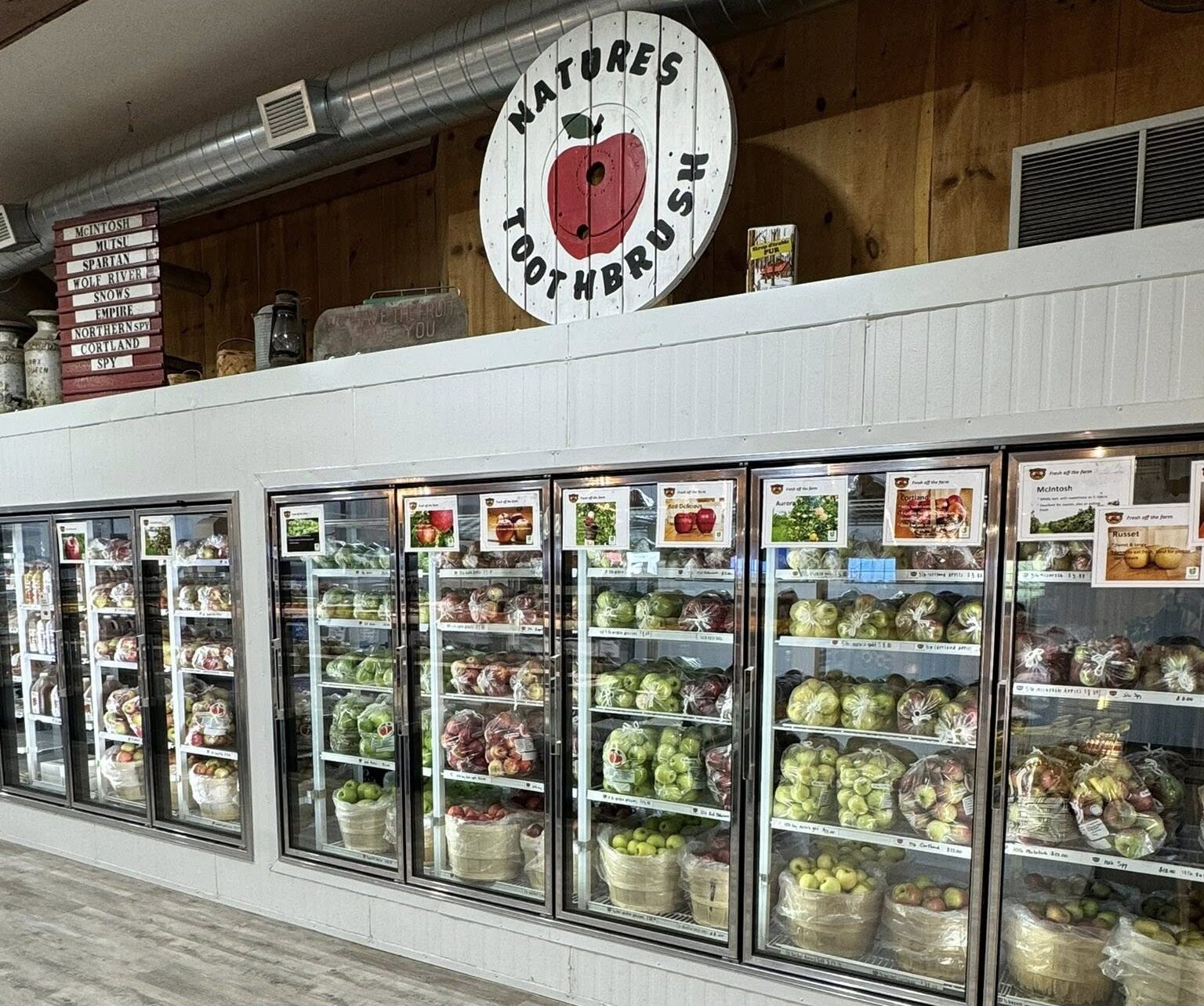 Niagara Apple Orchard